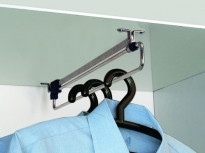 מתקן תליה לבגדים -  טלסקופי לתליה בתוך הארון